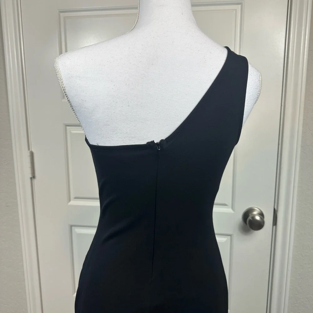 Lulus Good Times Only Classic Black One-Shoulder Maxi Dress Size Medium NWOT - Picture 6 of 11